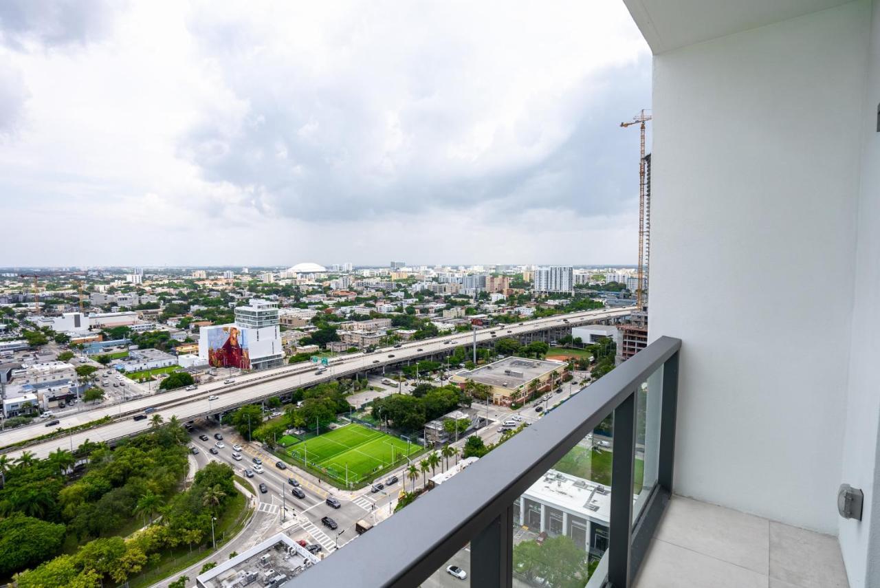 Smart Brickell Hotel Miami Exterior photo